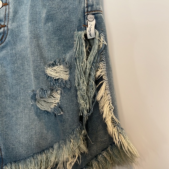 One Teaspoon Frankies Cutoff Denim Shorts Size 25 - Picture 5 of 5
